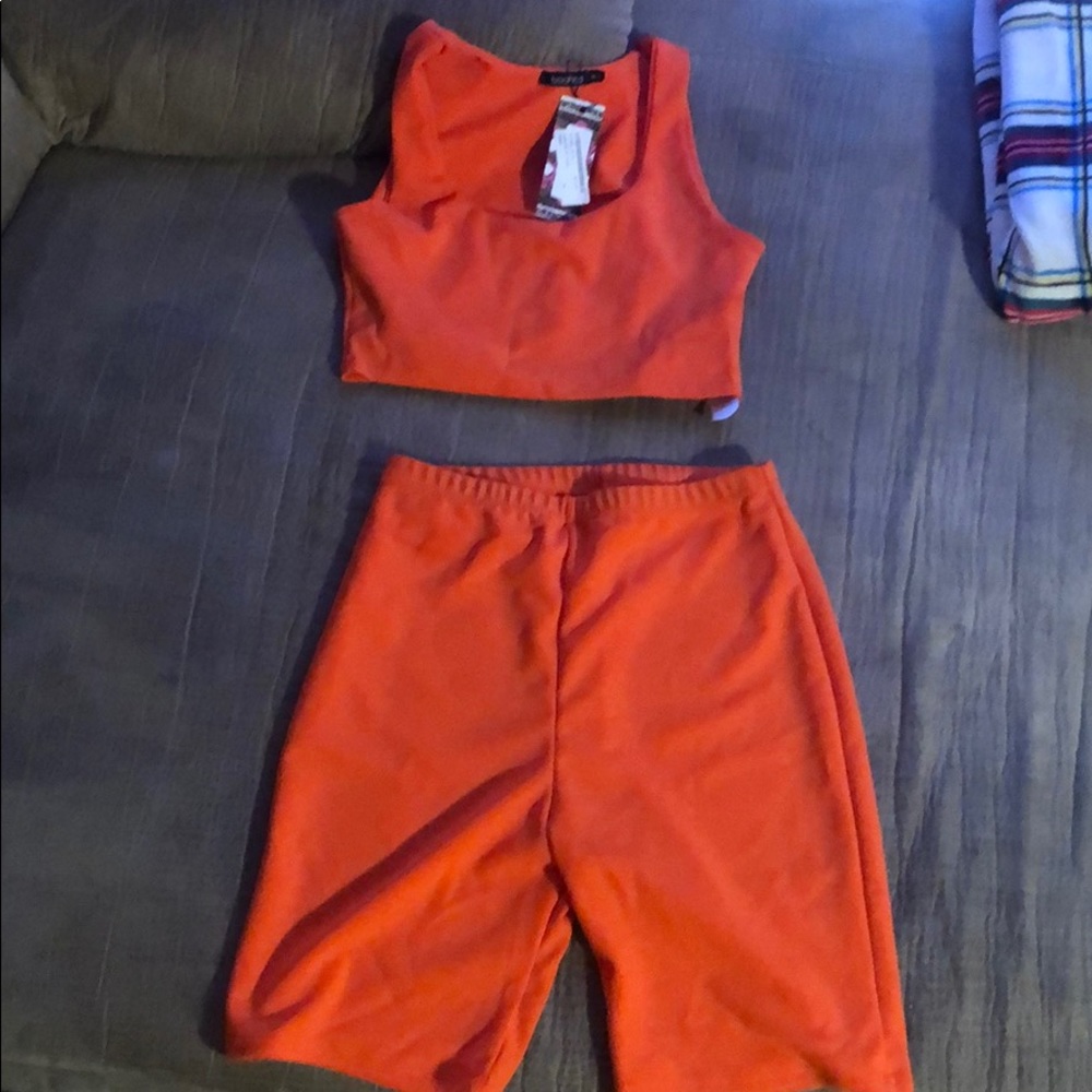 Orange 2 piece set, NWT
